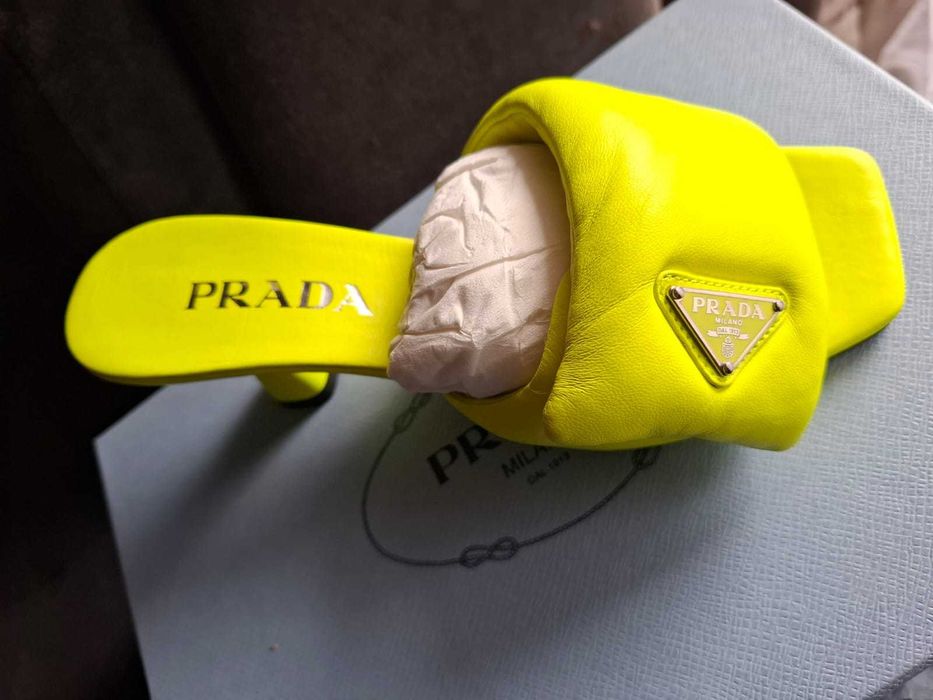 Sapatos Prada originais NOVOS, verde neon, tamanho 36,5, nunca usados