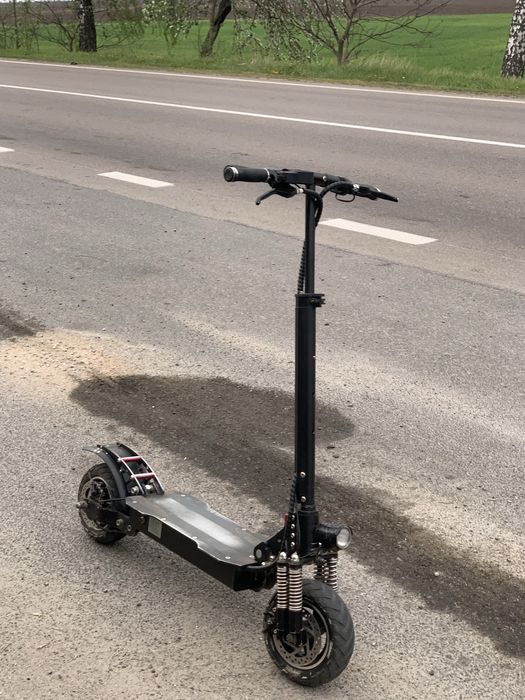 Електросамокат Tesla 1200