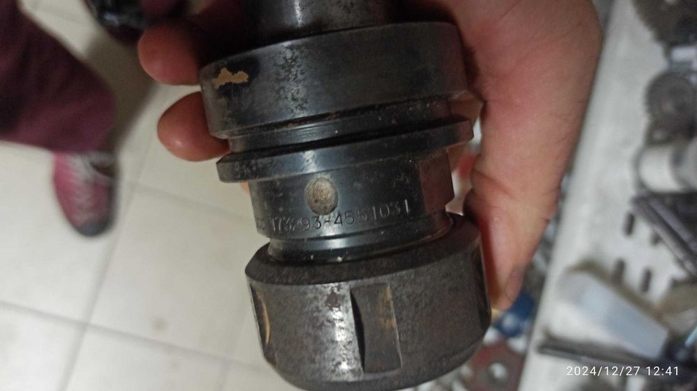 uchwyt z tulejka zaciskową do cnc