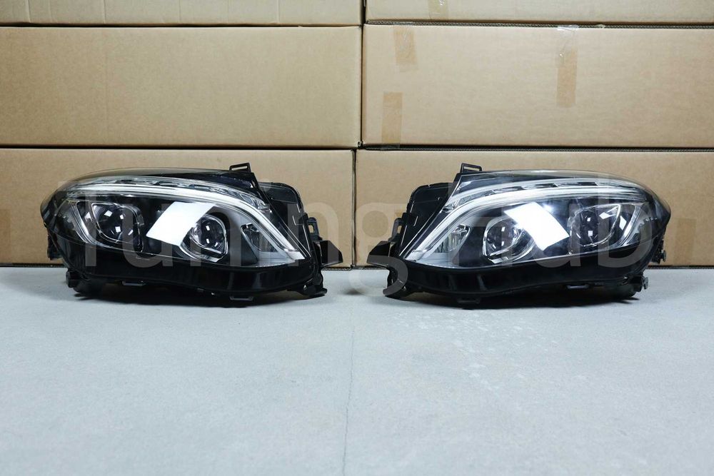 Передня оптика (Фари) для Mercedes-Benz GLE-Class W166 (2015-2018) Led Adaptive (без блоків)