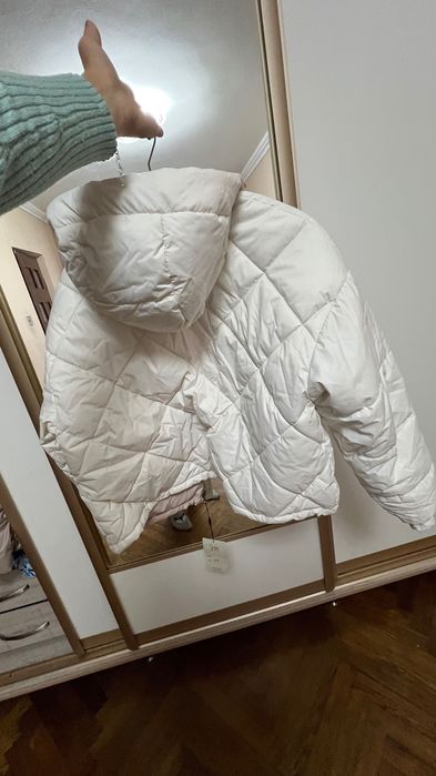 Куртка осінь весна 2в1  нова Срочно