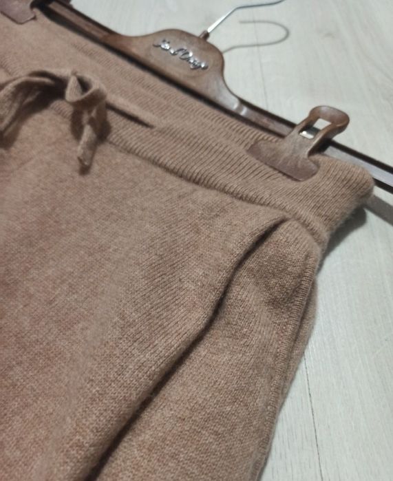 Lisa Yang тоненькие кашемировые брюки