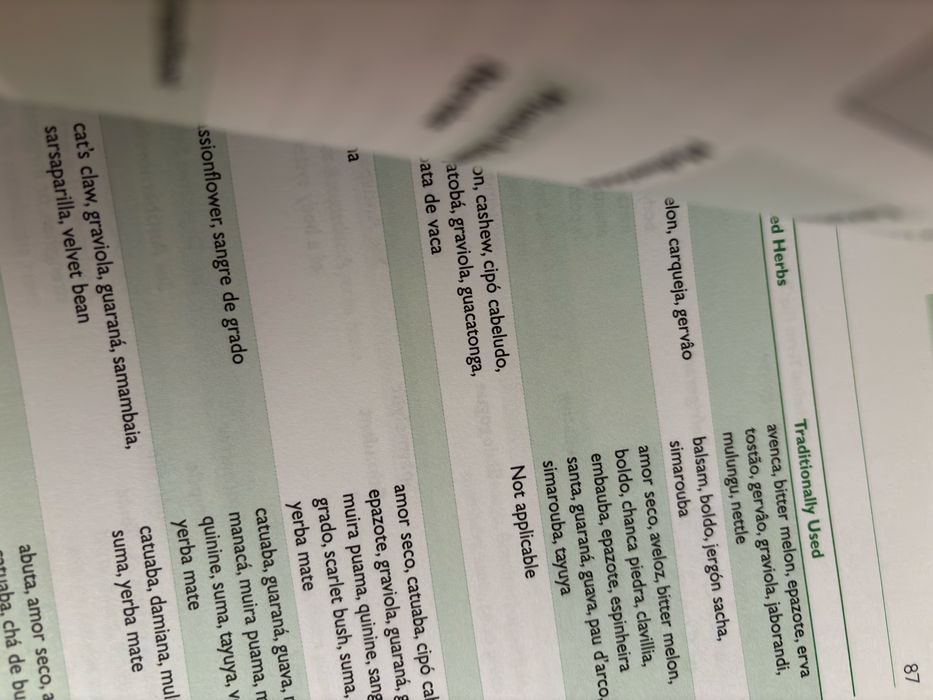 Grande Guia das Plantas das Floestas Tropicais.