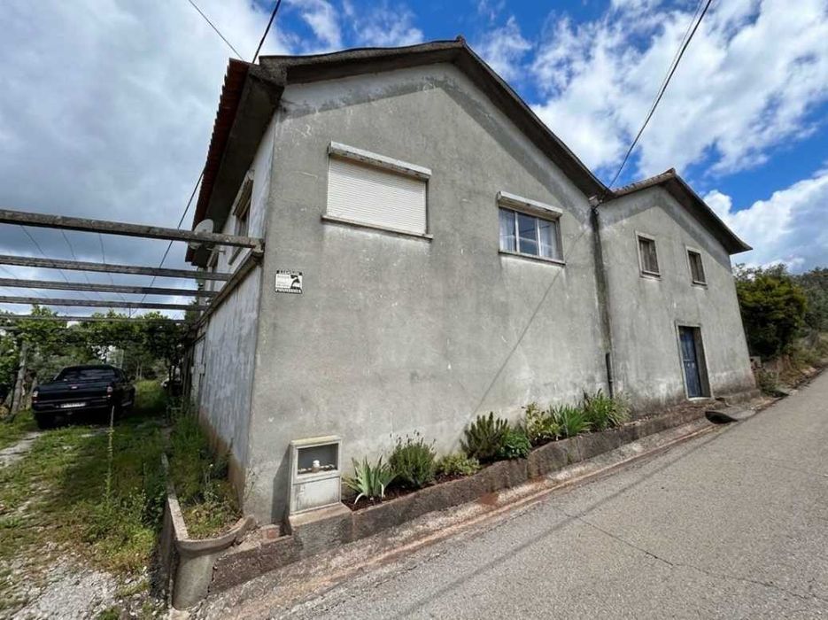 MORADIA M3+1 EM FARELO, PENELA