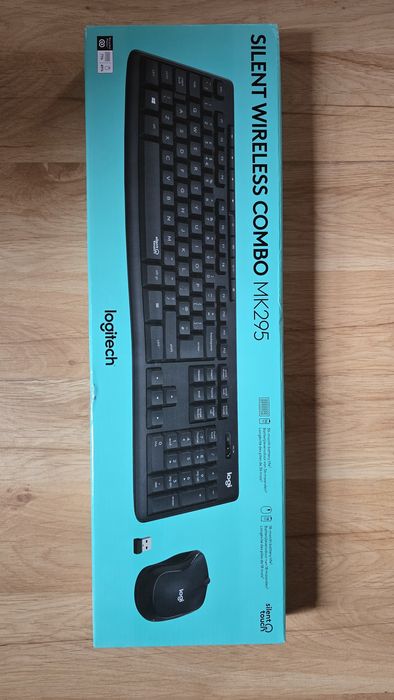 Logitech klawiatura plus mysz MK295. Nowe