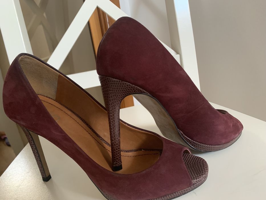 Sapatos cor bordeaux Zilian