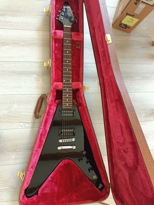 Gitara Elektryczna Gibson 80's Flying V EB Ebony 2020 r. - Nowy/Okazja/Wyprzedaż