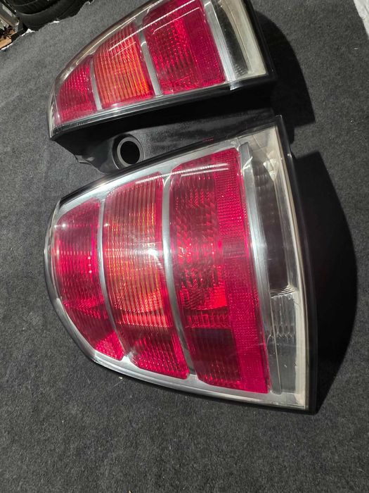 opel zafira b lampy tył