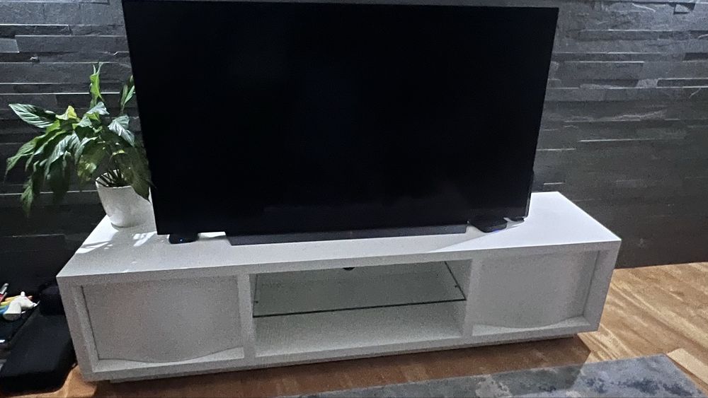 Movel de TV Antarte
