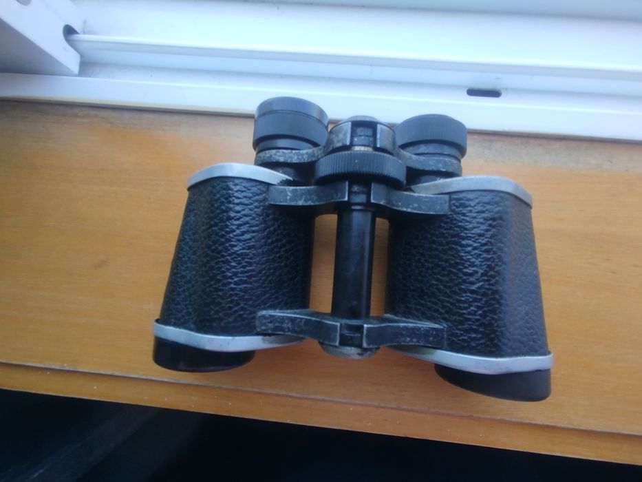 Binóculos antigos