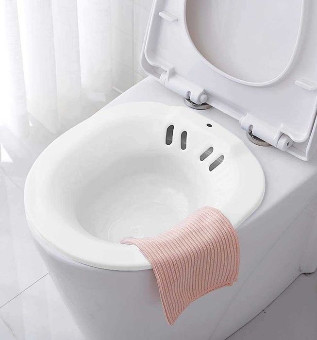 Kit Banho de Assento para Sanita 2.2L | Bidé Portátil para Hemorroidas, Gravidez e Idosos | Inserto Confortável sem Necessidade de Agachar