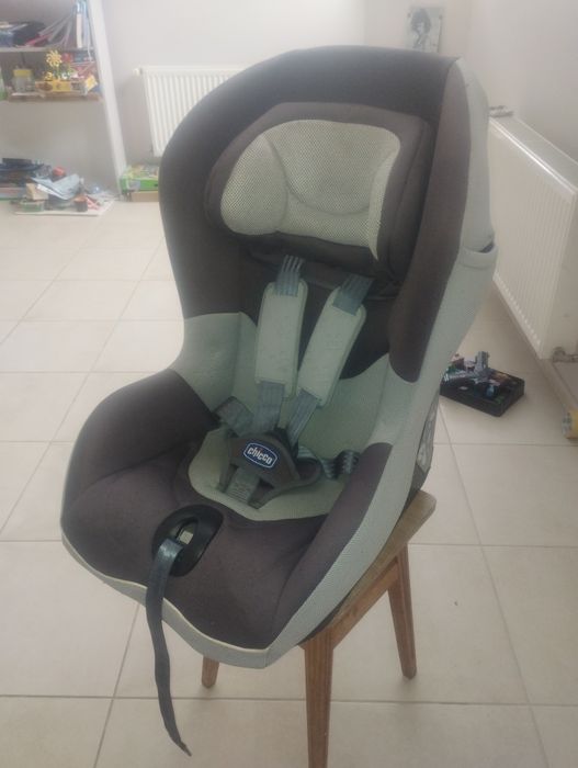 Продам автокресло Chicco до 15 кг б/у
