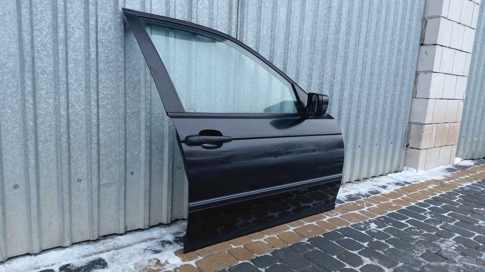 Kompletne Drzwi prawy przód bmw e46 COSMOSSCHWARZ METALLIC 303/9