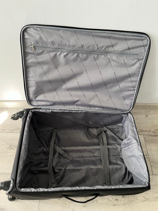 Walizka duża materiałowa