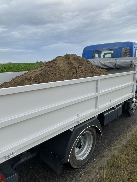 Transport wywrotka, piasek żwir beton drewno