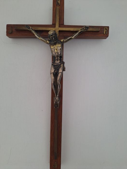 Conjunto 4 crucifixos