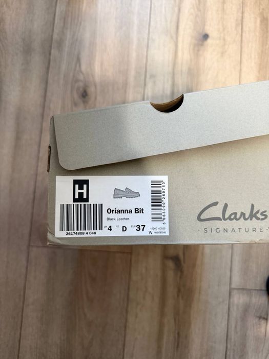 Нові шкіряні лофери Clarks Orianna Bit (37р / 23 см) Оригінал