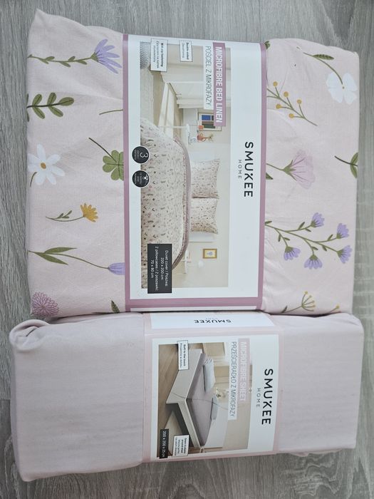 Zestaw pościel + prześcieradło  220 200 smukee