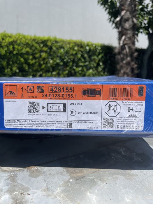 Discos NOVOS de travão Mercedes w204 - Classe C