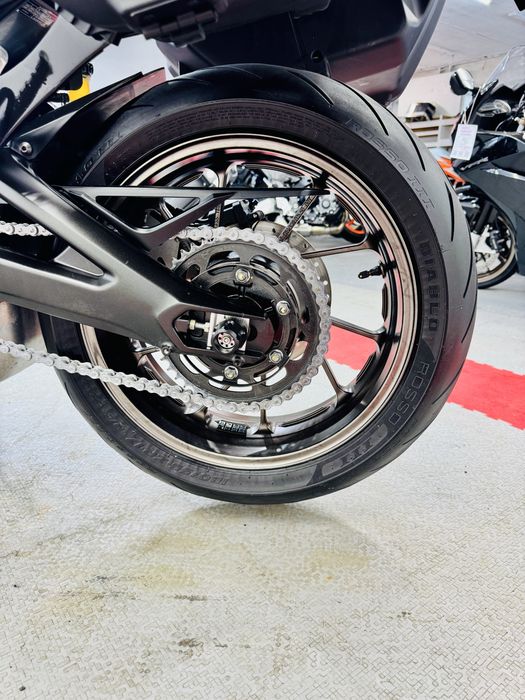 Мотоцикл Yamaha MT-09 Tracer в оригіналі тільки з Японії