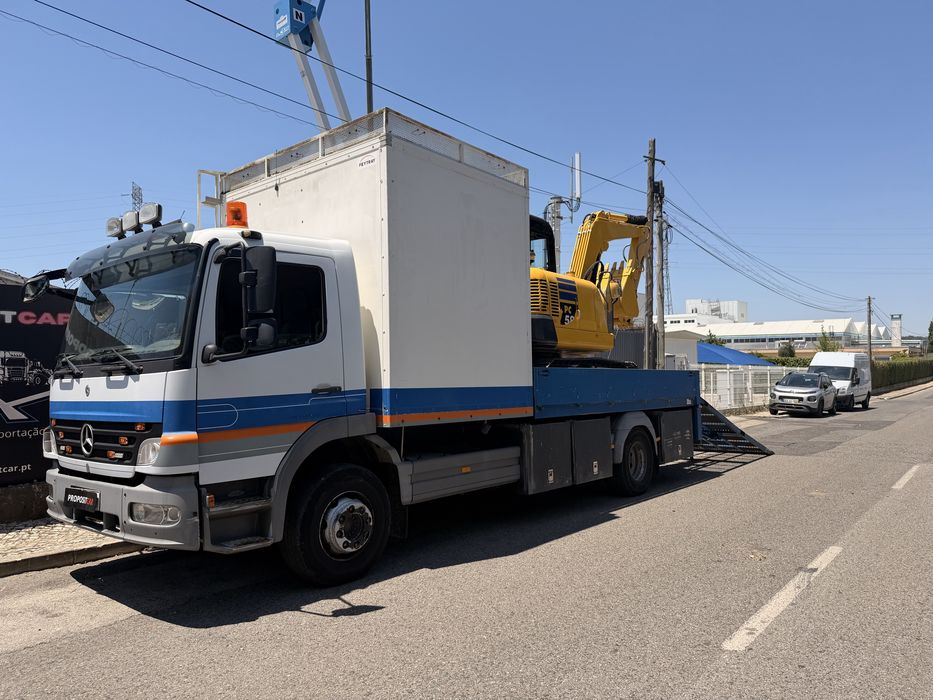 MERCEDES ATEGO 16T 240cv Porta Maquinas Excelente com Oficina 2010 Apenas 447.000km ###OPORTUNIDADE###