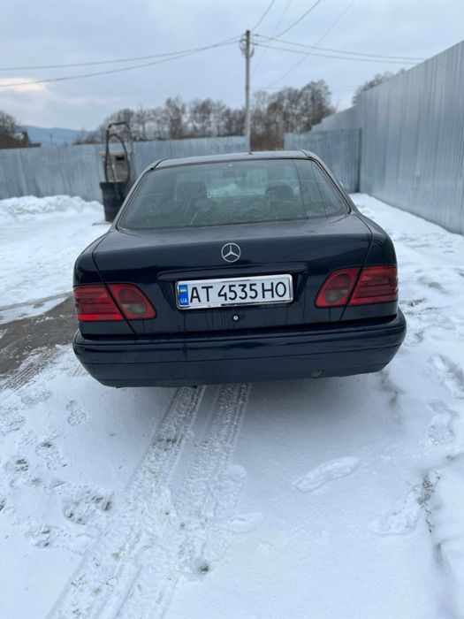 Продам Mercedes-Benz E 220 (1999 рік)