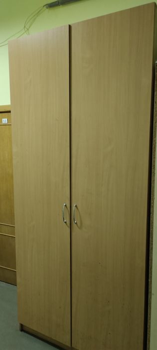 Шкаф бу для одягу