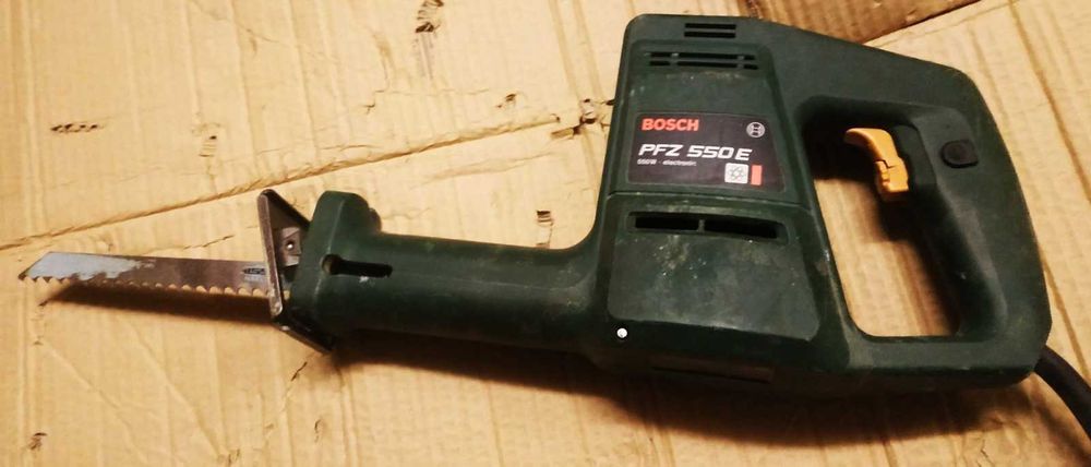 Сабельная пила Bosch PFZ 550 E. Швейцария