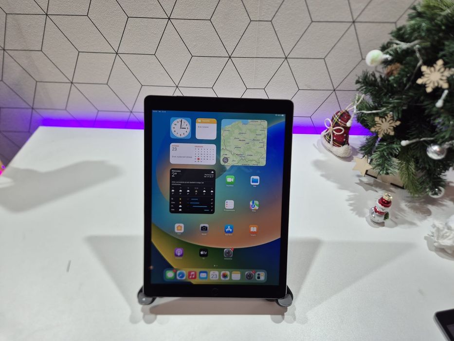 Sprzedam iPad Pro 12.9". RETINA (A1652).