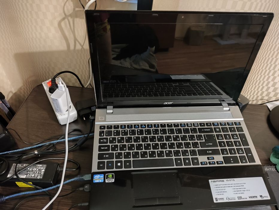 Продам ноутбук ACER V3-571G