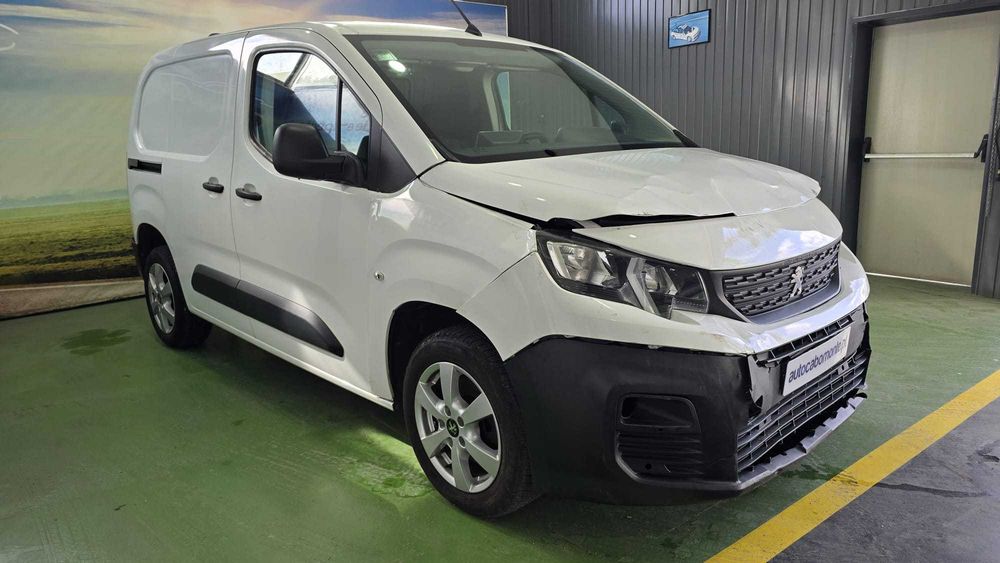 Peugeot Partner 1.5 BlueHDI  -  Salvado