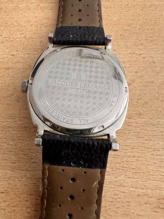 Годинник JACQUES LEMANS 1-1943