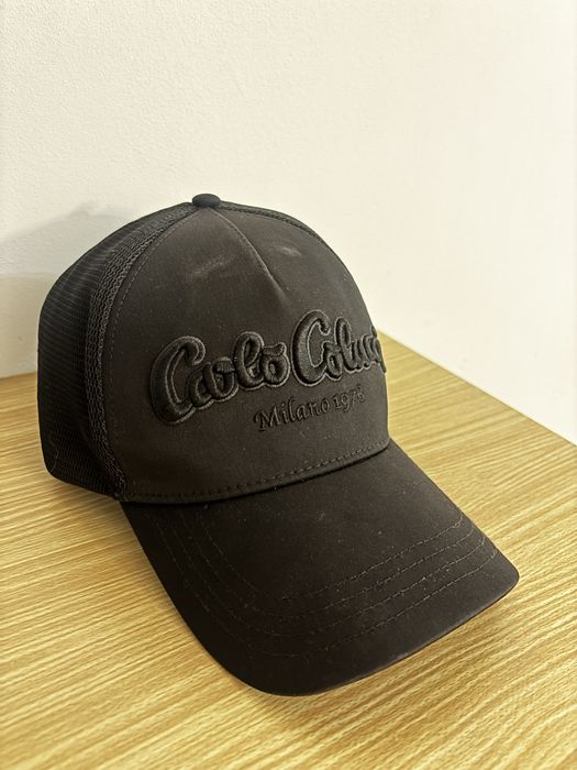 Carlo Colucci Milano 1978 Black Logo Cap One Size czarna czapka z siatką