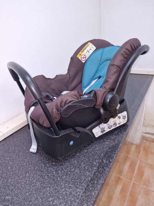 Carro bebe com 2 cadeiras