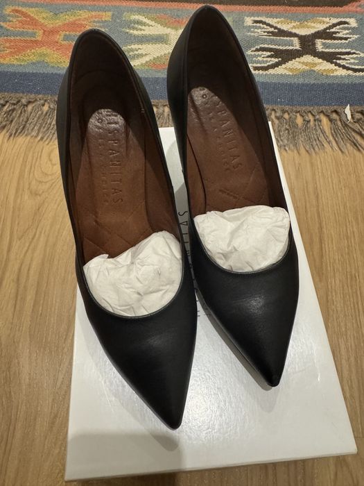 Sapatos em pele da marca espanhola hispanitas