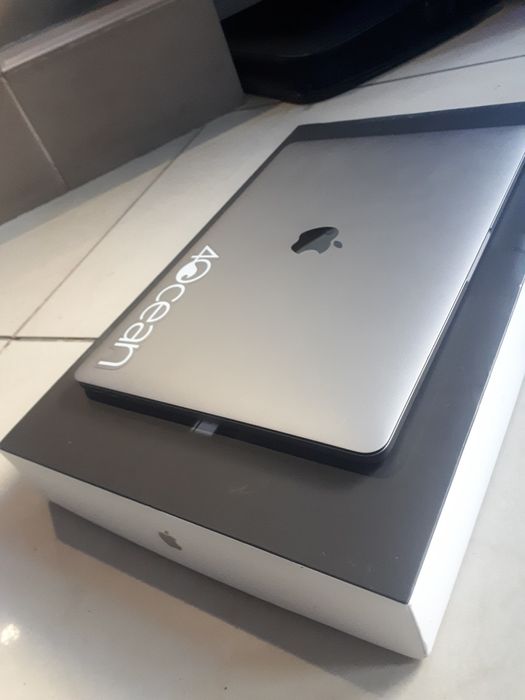 macbook pro 13 2017 a1708 i5 8gb  256ssd matryca bateria obudowa