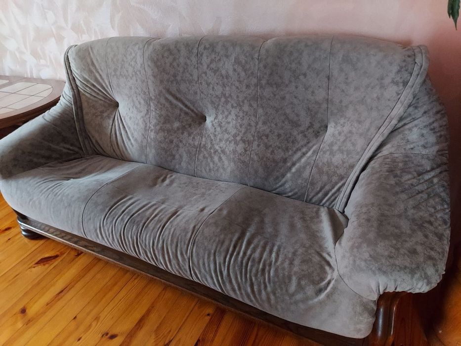 Два дивани в ідеальному стані