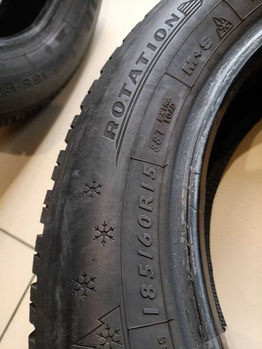 Пара шин б/у 185/60R15 88T Dunlop Winter Response-2