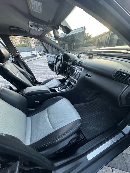 Mercedes-Benz C-Class 2006 VIN WDB2030461A920567 фото оголошення 10 з 24