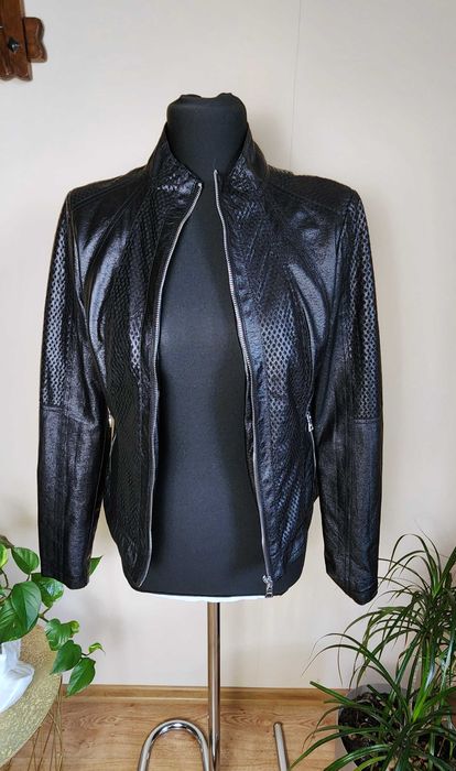 Czarna kurtka ramoneska / biker Guess. Rozmiar S