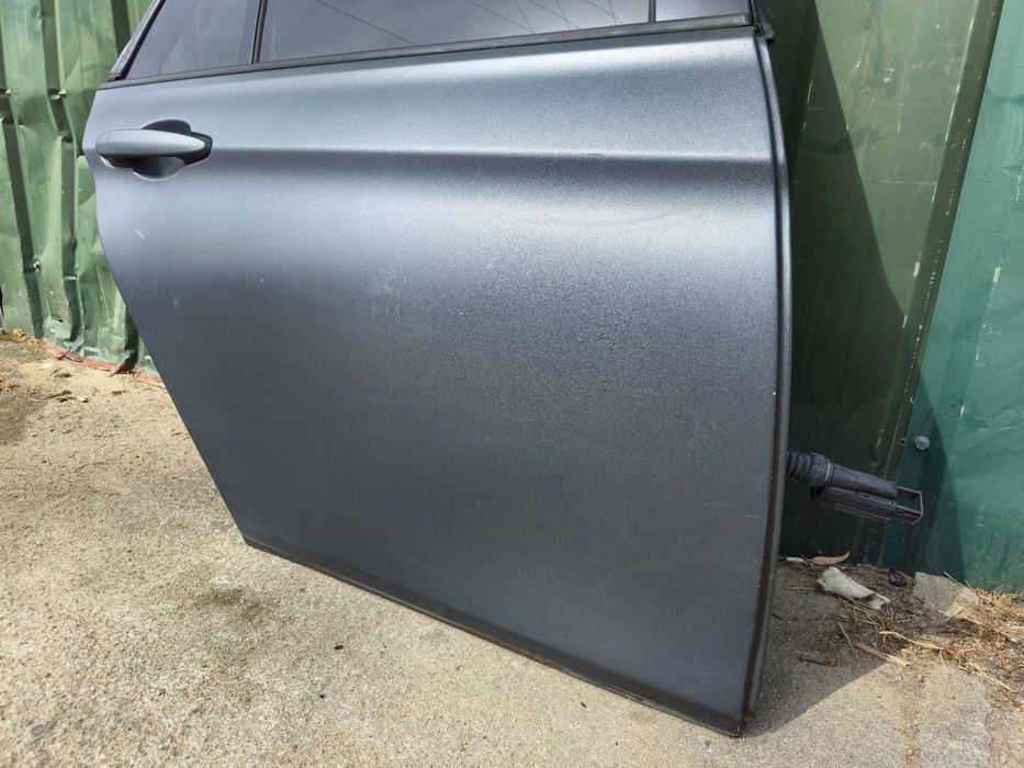 Porta traseira trás direita BMW Serie 3 F31 Carrinha (2012 a 2019)