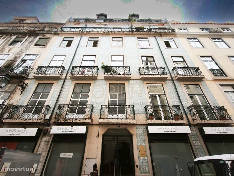 Apartamento T3 na Baixa Pombalina