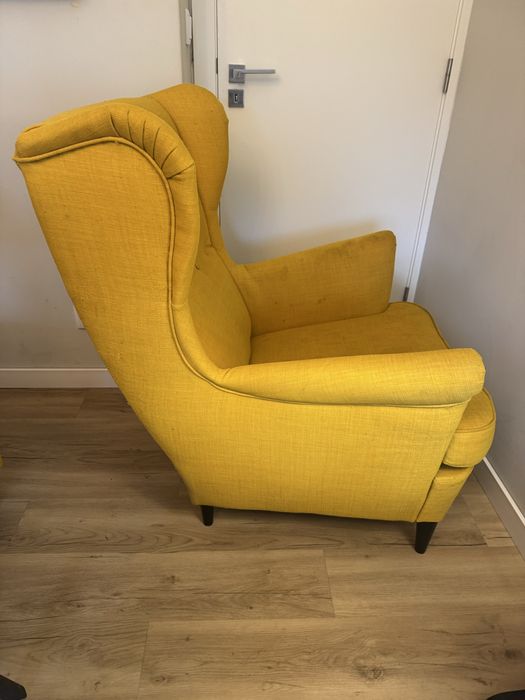 STRANDMON Poltrona + Banqueta