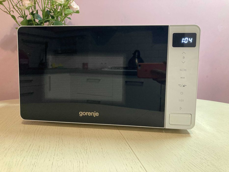 Мікрохвильовка з грилем Gorenje MO20S4WEU