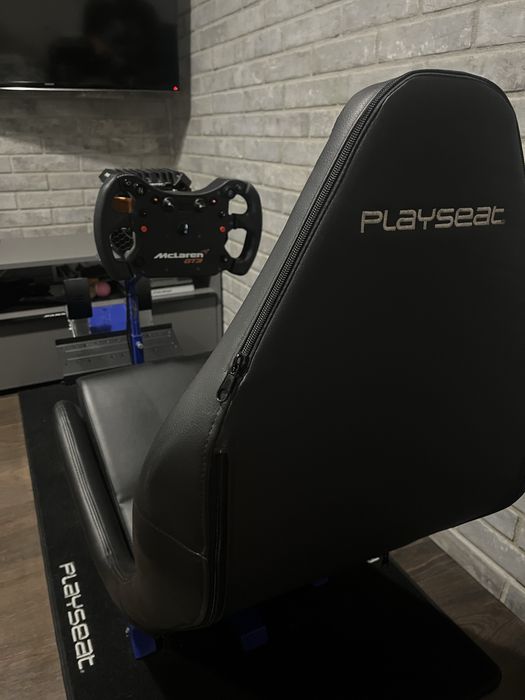 Sim Racing Rig Fanatec Playseat