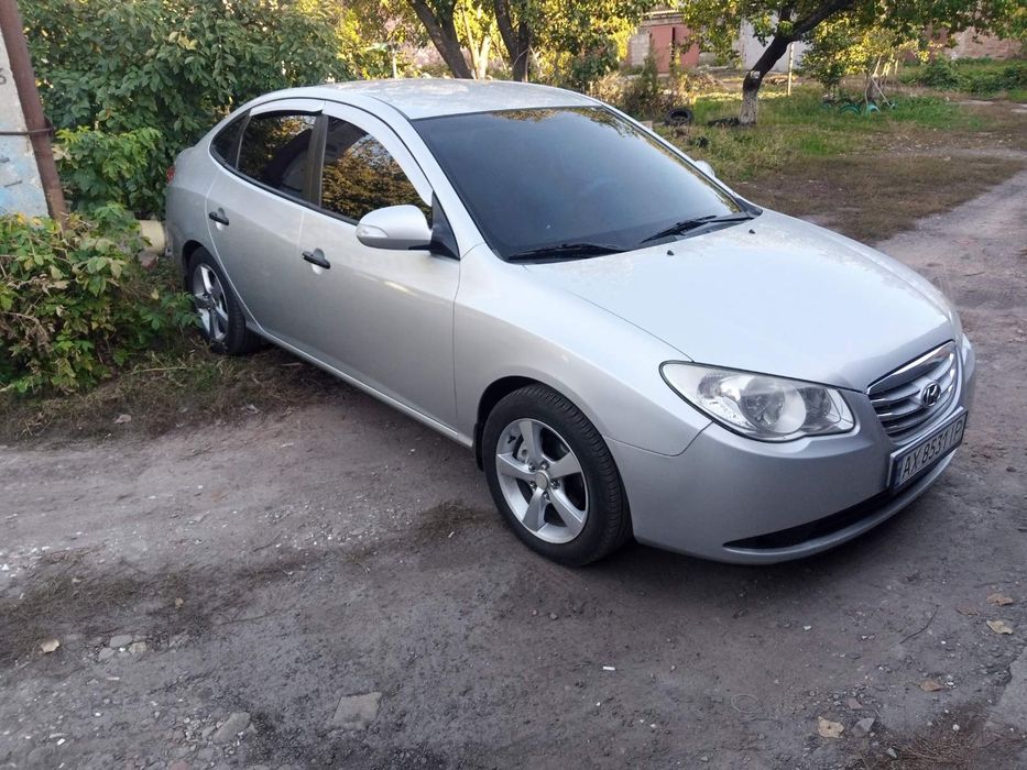 Hyundai Elantra на автоматі