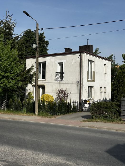 Dom jednorodzinny wolnostojący w znakomitej lokalizacji