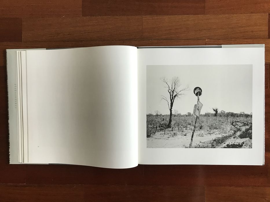 Jo Ractliffe - As Terras do Fim do Mundo, 2010