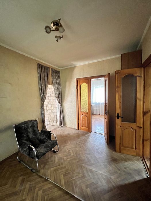 Продам БУДИНОК, Широкий ФАСАД, 2 ГАРАЖА, 6 соток землі  55000$