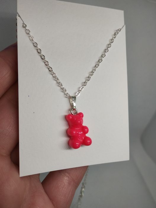 Łańcuszek z zawieszką miś misiek Haribo żelki różowy neon
